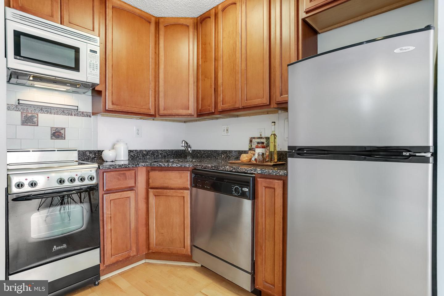 1239 VERMONT AVE NW #410, WASHINGTON, District Of Columbia 20005, 1 Bedroom Bedrooms, ,1 BathroomBathrooms,Residential,For sale,1239 VERMONT AVE NW #410,DCDC2154510 MLS # DCDC2154510