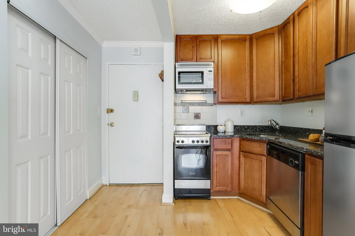 1239 VERMONT AVE NW #410, WASHINGTON, District Of Columbia 20005, 1 Bedroom Bedrooms, ,1 BathroomBathrooms,Residential,For sale,1239 VERMONT AVE NW #410,DCDC2154510 MLS # DCDC2154510