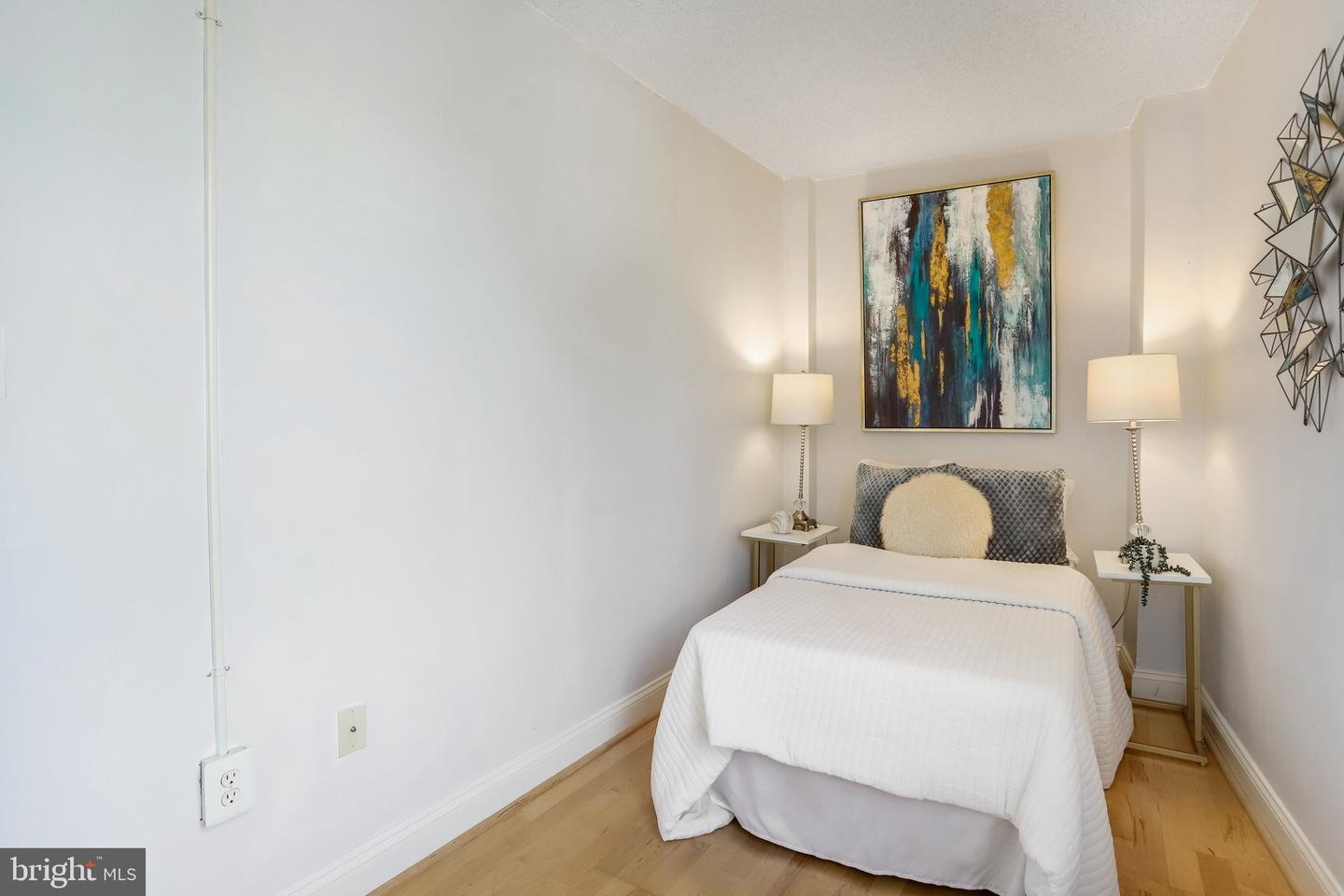 1239 VERMONT AVE NW #410, WASHINGTON, District Of Columbia 20005, 1 Bedroom Bedrooms, ,1 BathroomBathrooms,Residential,For sale,1239 VERMONT AVE NW #410,DCDC2154510 MLS # DCDC2154510