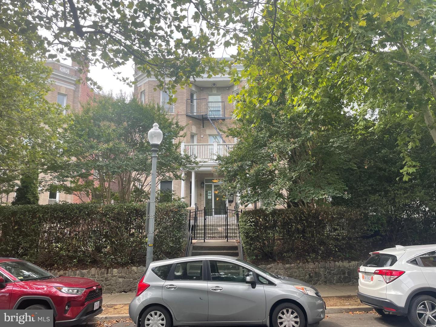 1108 COLUMBIA RD NW #102, WASHINGTON, District Of Columbia 20009, 2 Bedrooms Bedrooms, ,1 BathroomBathrooms,Residential,For sale,1108 COLUMBIA RD NW #102,DCDC2154548 MLS # DCDC2154548