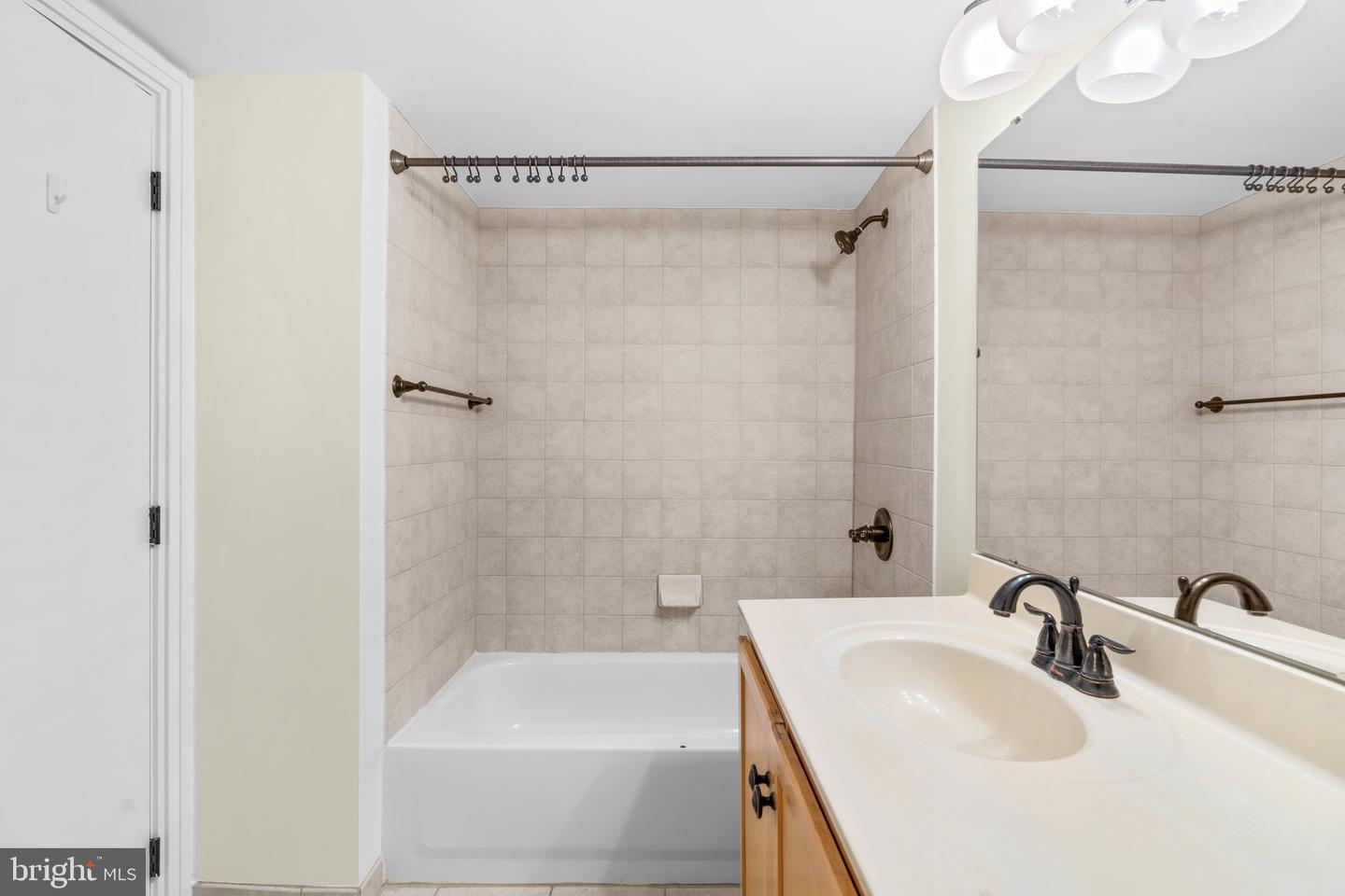 800 4TH ST SW #N123, WASHINGTON, District Of Columbia 20024, ,1 BathroomBathrooms,Residential,For sale,800 4TH ST SW #N123,DCDC2155298 MLS # DCDC2155298