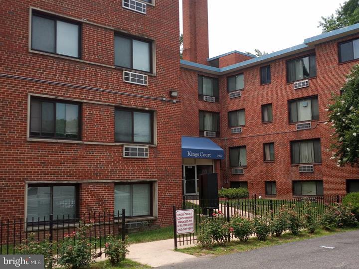 1907 GOOD HOPE RD SE #303, WASHINGTON, District Of Columbia 20020, 2 Bedrooms Bedrooms, ,1 BathroomBathrooms,Residential,For sale,1907 GOOD HOPE RD SE #303,DCDC2147714 MLS # DCDC2147714