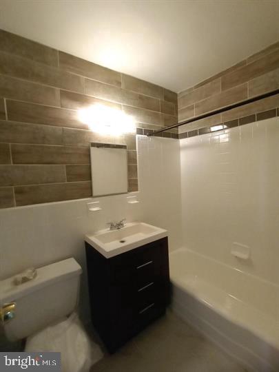 1907 GOOD HOPE RD SE #303, WASHINGTON, District Of Columbia 20020, 2 Bedrooms Bedrooms, ,1 BathroomBathrooms,Residential,For sale,1907 GOOD HOPE RD SE #303,DCDC2147714 MLS # DCDC2147714
