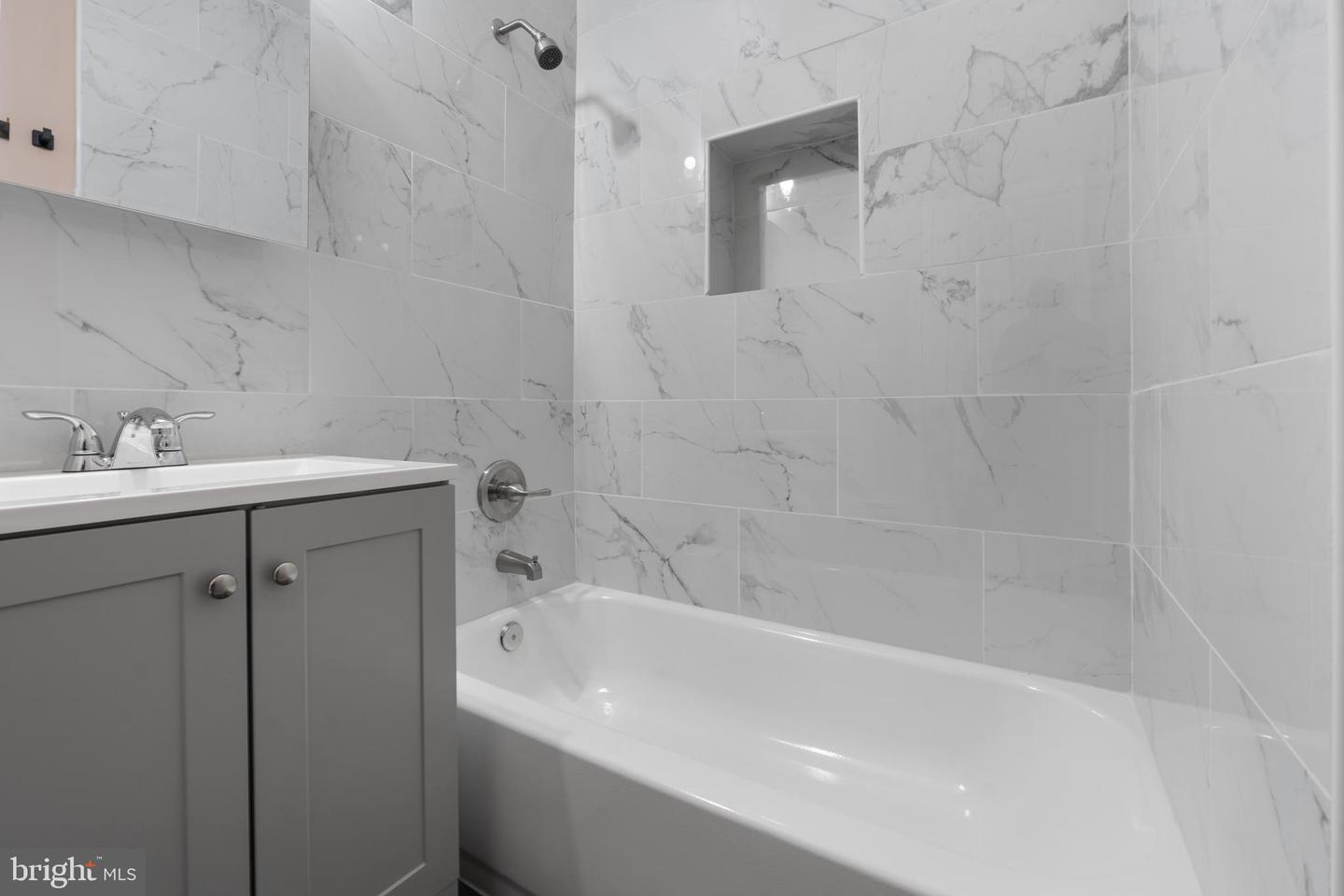 1613 R ST SE, WASHINGTON, District Of Columbia 20020, 4 Bedrooms Bedrooms, ,2 BathroomsBathrooms,Residential,For sale,1613 R ST SE,DCDC2155250 MLS # DCDC2155250