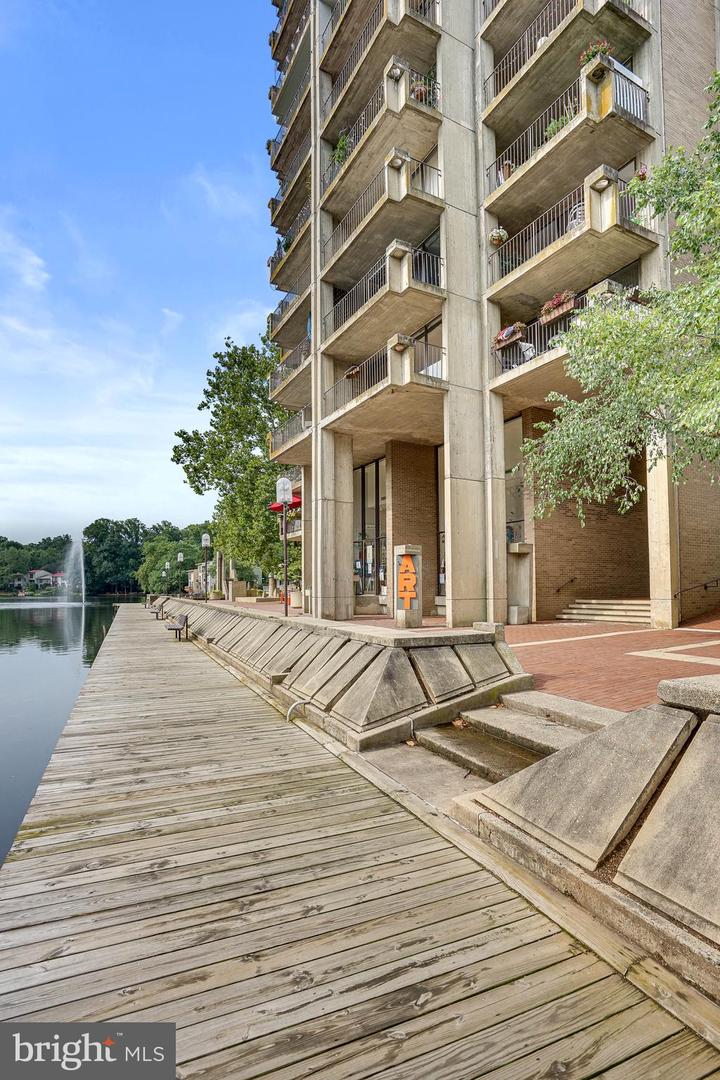 11400 WASHINGTON PLZ W #702, RESTON, Virginia 20190, 1 Bedroom Bedrooms, ,1 BathroomBathrooms,Residential,For sale,11400 WASHINGTON PLZ W #702,VAFX2198056 MLS # VAFX2198056