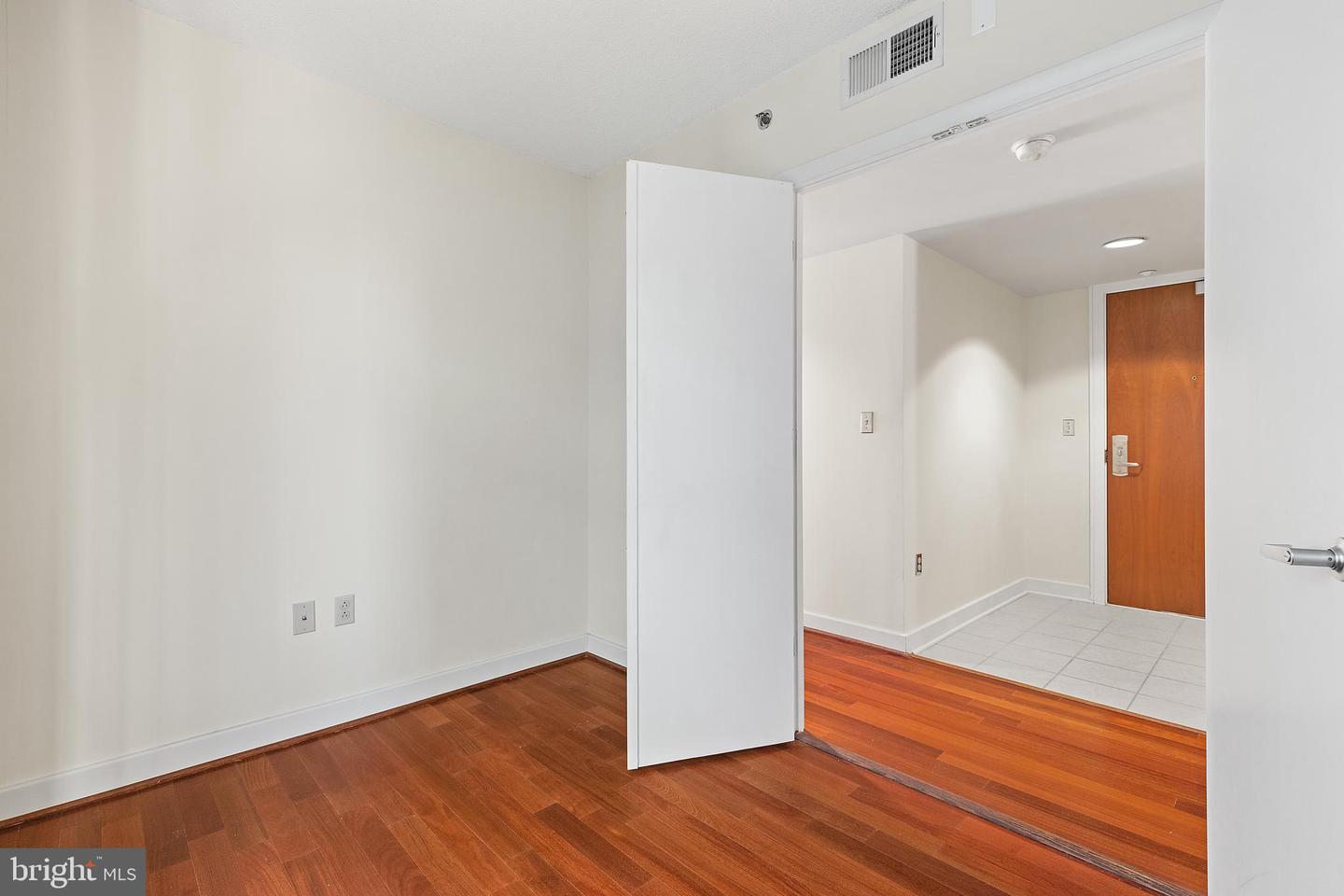 1150 K ST NW #1109, WASHINGTON, District Of Columbia 20005, 2 Bedrooms Bedrooms, ,2 BathroomsBathrooms,Residential,For sale,1150 K ST NW #1109,DCDC2148640 MLS # DCDC2148640
