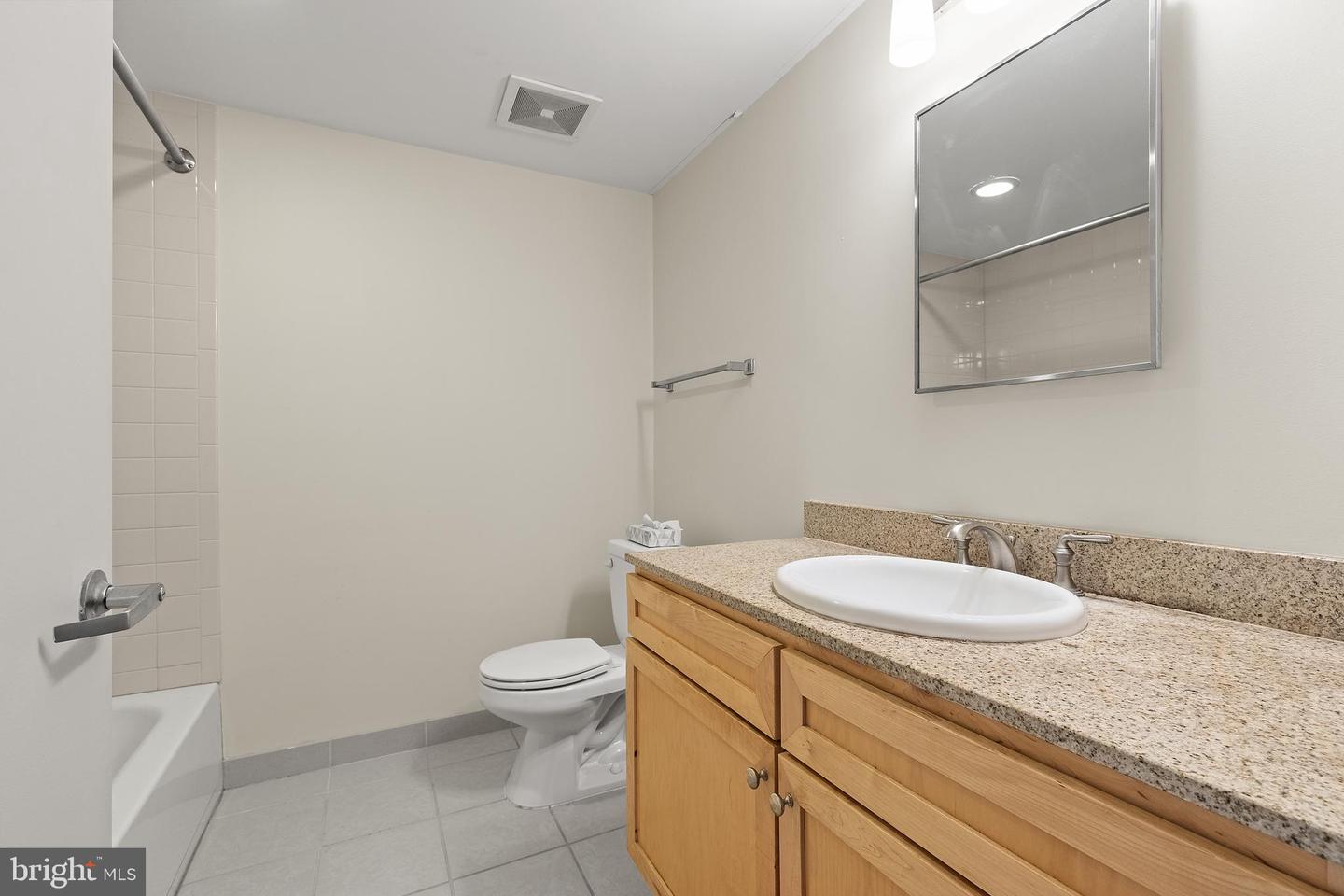 1150 K ST NW #1109, WASHINGTON, District Of Columbia 20005, 2 Bedrooms Bedrooms, ,2 BathroomsBathrooms,Residential,For sale,1150 K ST NW #1109,DCDC2148640 MLS # DCDC2148640