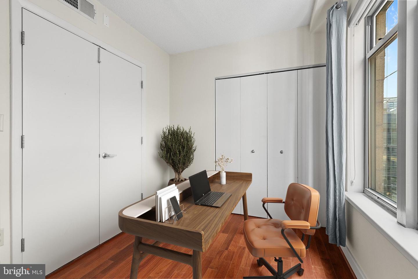 1150 K ST NW #1109, WASHINGTON, District Of Columbia 20005, 2 Bedrooms Bedrooms, ,2 BathroomsBathrooms,Residential,For sale,1150 K ST NW #1109,DCDC2148640 MLS # DCDC2148640
