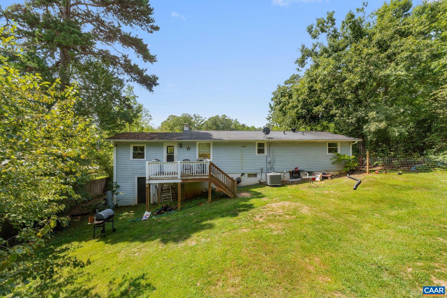 95 HEIGHTS HILL RD, BARBOURSVILLE, Virginia 22923, 3 Bedrooms Bedrooms, ,2 BathroomsBathrooms,Residential,For sale,95 HEIGHTS HILL RD,656051 MLS # 656051