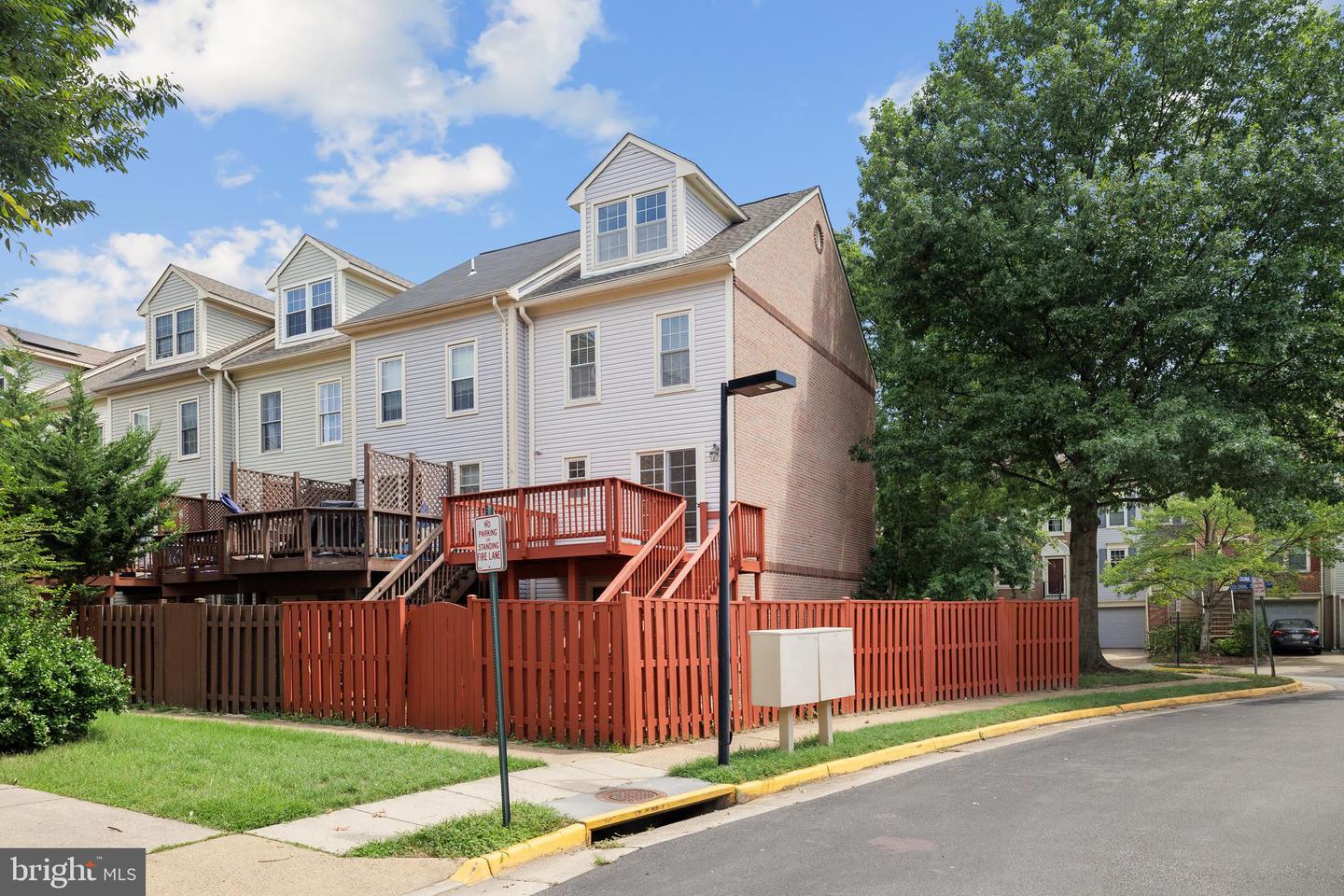 7826 COLONIAL SPRINGS BLVD, ALEXANDRIA, Virginia 22306, 3 Bedrooms Bedrooms, ,2 BathroomsBathrooms,Residential,For sale,7826 COLONIAL SPRINGS BLVD,VAFX2198042 MLS # VAFX2198042