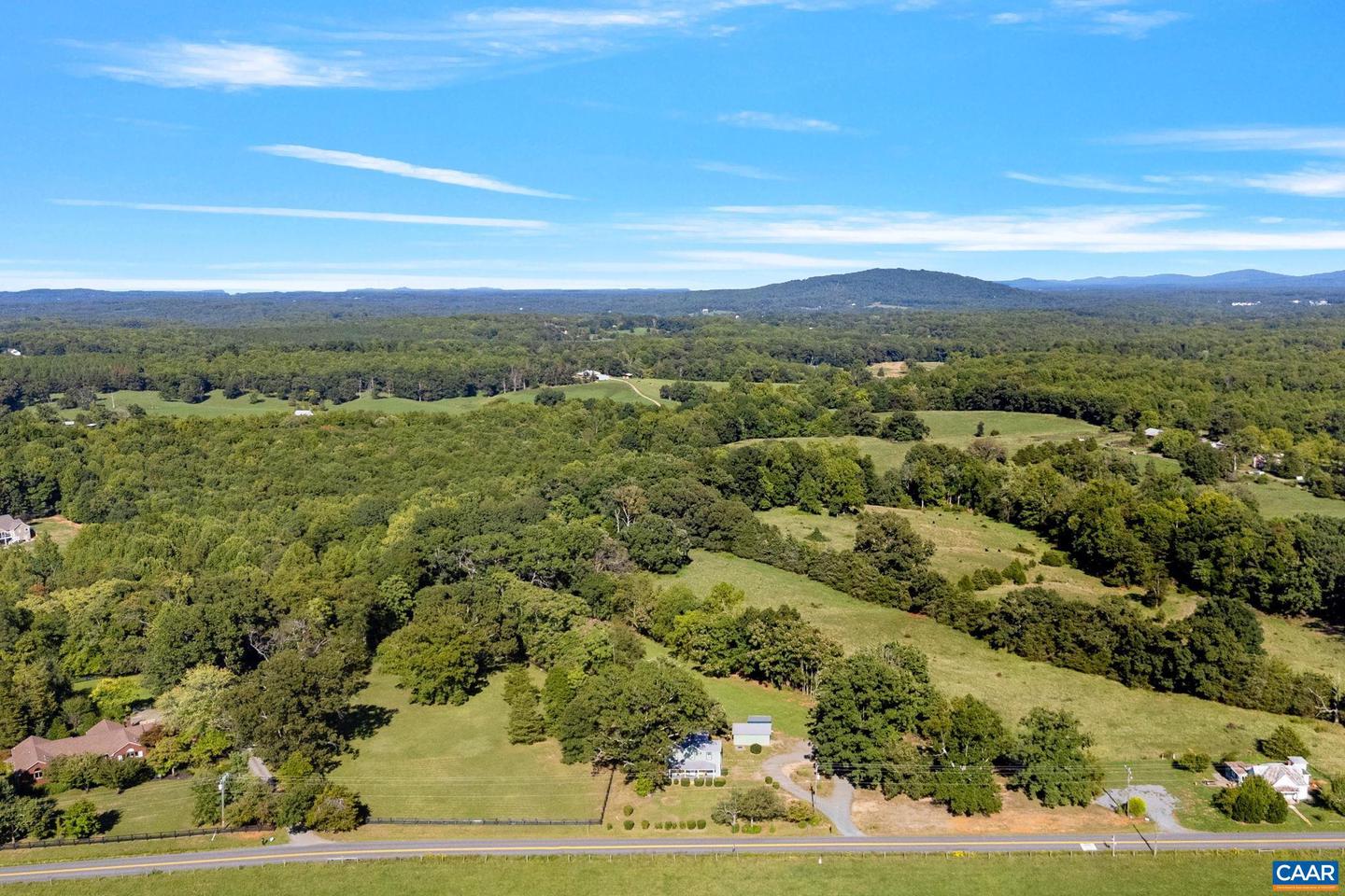 266 BUCK MOUNTAIN RD, EARLYSVILLE, Virginia 22936, 4 Bedrooms Bedrooms, ,2 BathroomsBathrooms,Residential,For sale,266 BUCK MOUNTAIN RD,656129 MLS # 656129