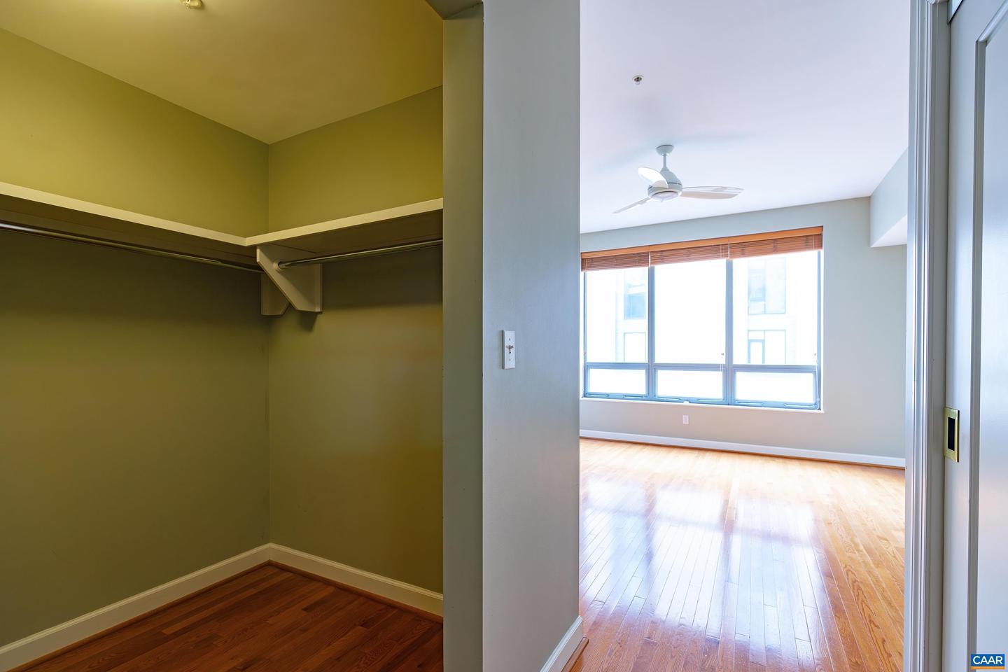 112 SE 5TH ST #3D, CHARLOTTESVILLE, Virginia 22902, 2 Bedrooms Bedrooms, ,2 BathroomsBathrooms,Residential,For sale,112 SE 5TH ST #3D,656160 MLS # 656160