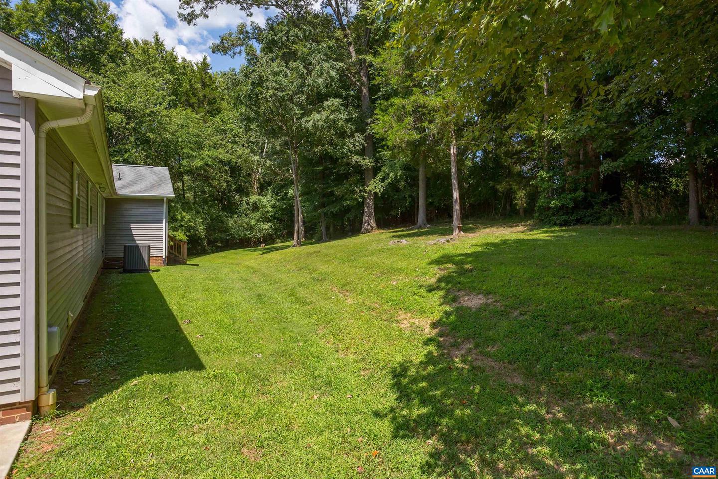 202 SMITH DR, FARMVILLE, Virginia 23901, 3 Bedrooms Bedrooms, ,2 BathroomsBathrooms,Residential,For sale,202 SMITH DR,656168 MLS # 656168