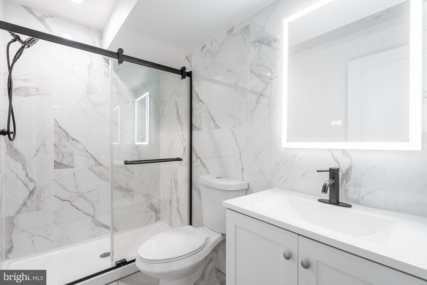 36 CHANNING ST NW #A, WASHINGTON, District Of Columbia 20001, 3 Bedrooms Bedrooms, 5 Rooms Rooms,2 BathroomsBathrooms,Residential,For sale,36 CHANNING ST NW #A,DCDC2132320 MLS # DCDC2132320