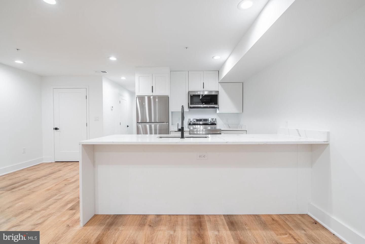 36 CHANNING ST NW #A, WASHINGTON, District Of Columbia 20001, 3 Bedrooms Bedrooms, 5 Rooms Rooms,2 BathroomsBathrooms,Residential,For sale,36 CHANNING ST NW #A,DCDC2132320 MLS # DCDC2132320