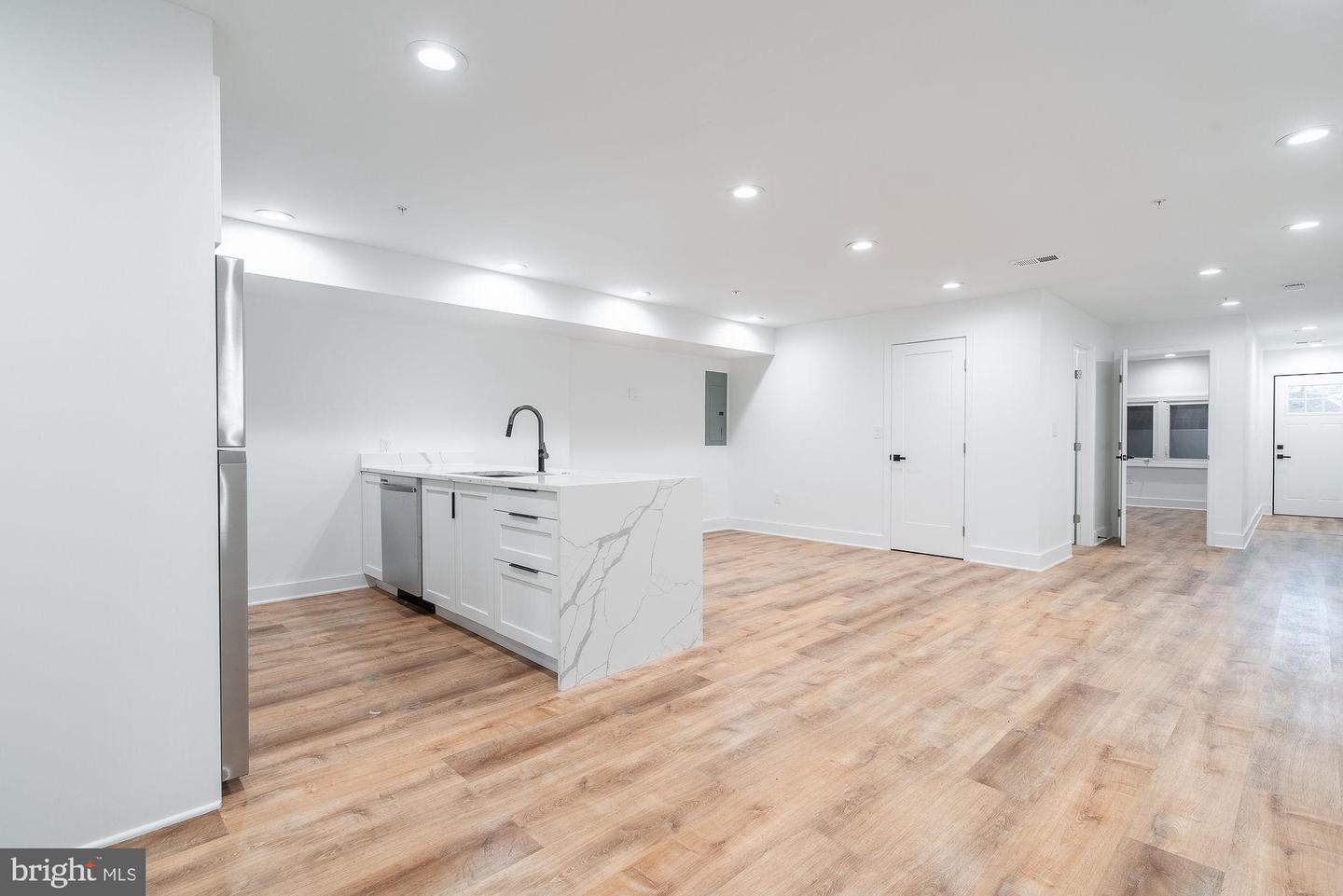36 CHANNING ST NW #A, WASHINGTON, District Of Columbia 20001, 3 Bedrooms Bedrooms, 5 Rooms Rooms,2 BathroomsBathrooms,Residential,For sale,36 CHANNING ST NW #A,DCDC2132320 MLS # DCDC2132320