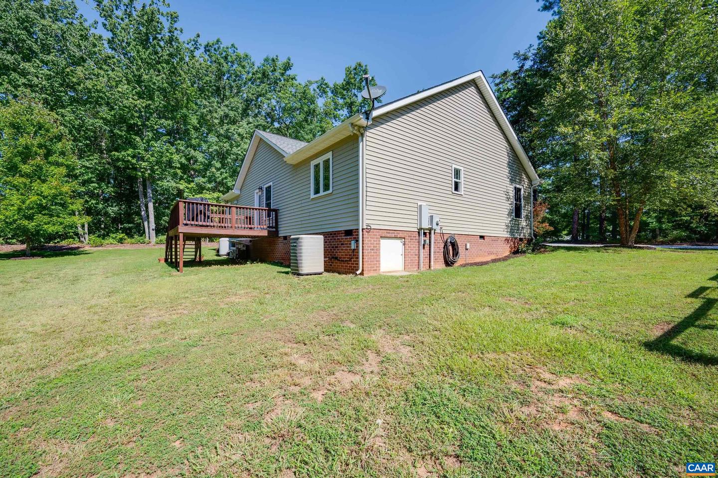 396 COMMUNITY RD, DILLWYN, Virginia 23936, 2 Bedrooms Bedrooms, ,2 BathroomsBathrooms,Residential,For sale,396 COMMUNITY RD,656255 MLS # 656255