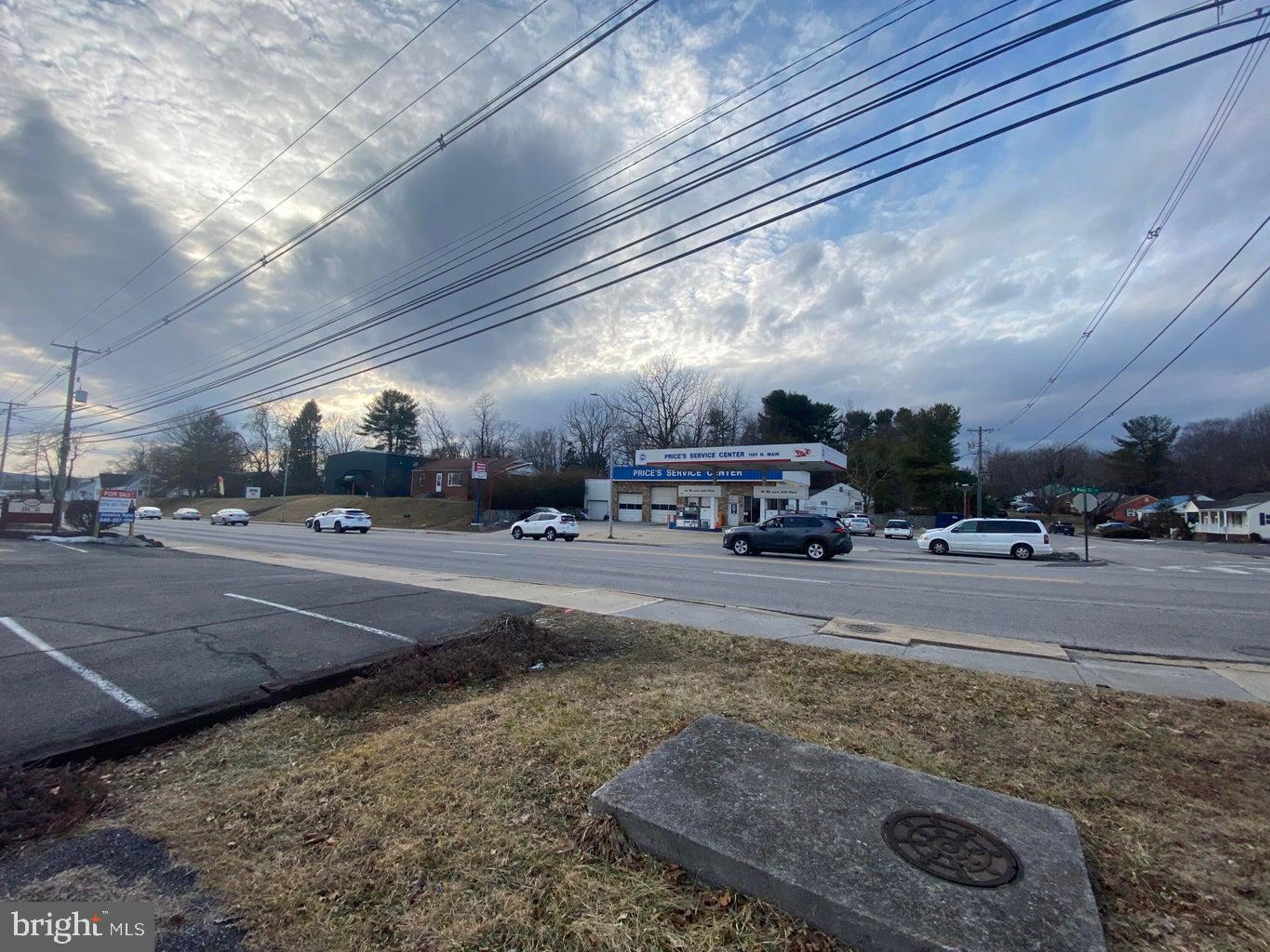 1107 N MAIN ST, BLACKSBURG, Virginia 24060, ,Land,For sale,1107 N MAIN ST,VAMV2000030 MLS # VAMV2000030