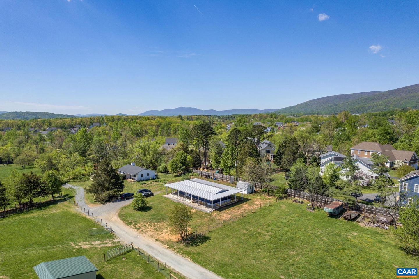 1162 & 1172 QUICK LN, CROZET, Virginia 22932, 8 Bedrooms Bedrooms, ,6 BathroomsBathrooms,Residential,For sale,1162 & 1172 QUICK LN,652171 MLS # 652171