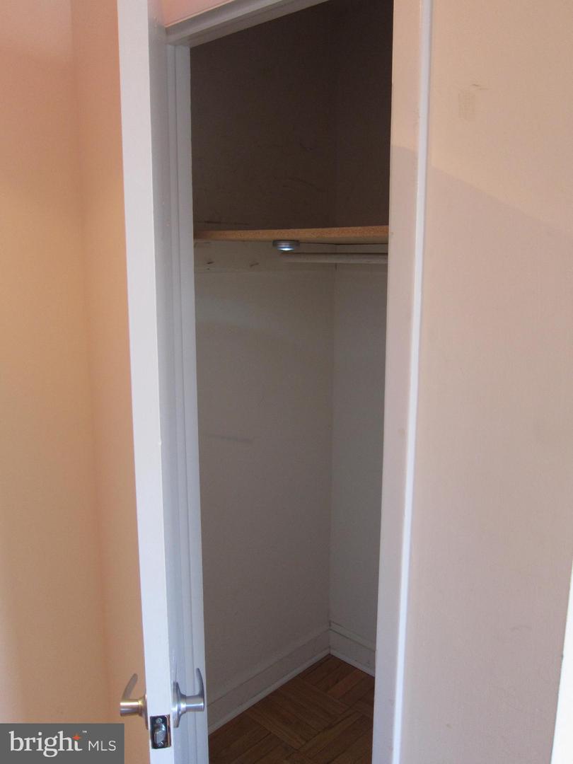 1336 N ODE ST #14, ARLINGTON, Virginia 22209, 1 Bedroom Bedrooms, 4 Rooms Rooms,1 BathroomBathrooms,Residential,For sale,1336 N ODE ST #14,VAAR2047944 MLS # VAAR2047944