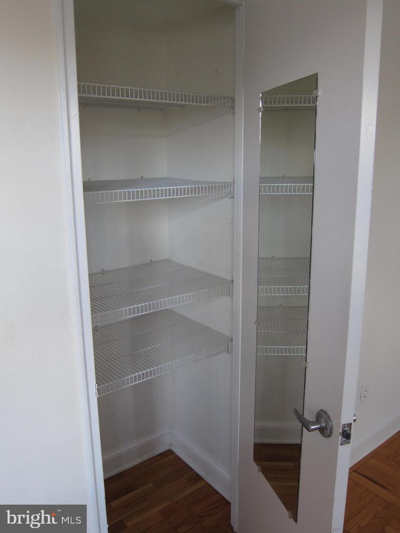 1336 N ODE ST #14, ARLINGTON, Virginia 22209, 1 Bedroom Bedrooms, 4 Rooms Rooms,1 BathroomBathrooms,Residential,For sale,1336 N ODE ST #14,VAAR2047944 MLS # VAAR2047944