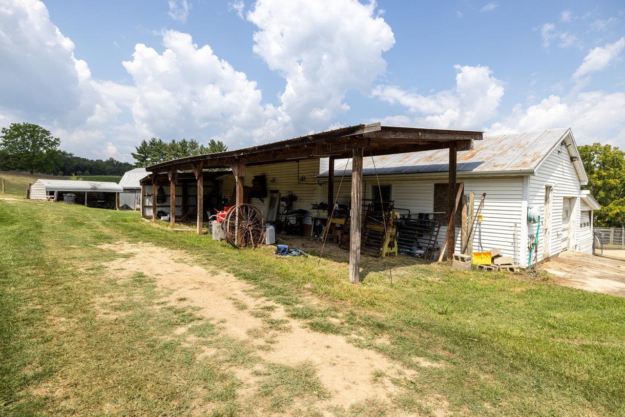 62 ROSSER DR, LURAY, Virginia 22835, 3 Bedrooms Bedrooms, ,2 BathroomsBathrooms,Residential,62 ROSSER DR,656343 MLS # 656343