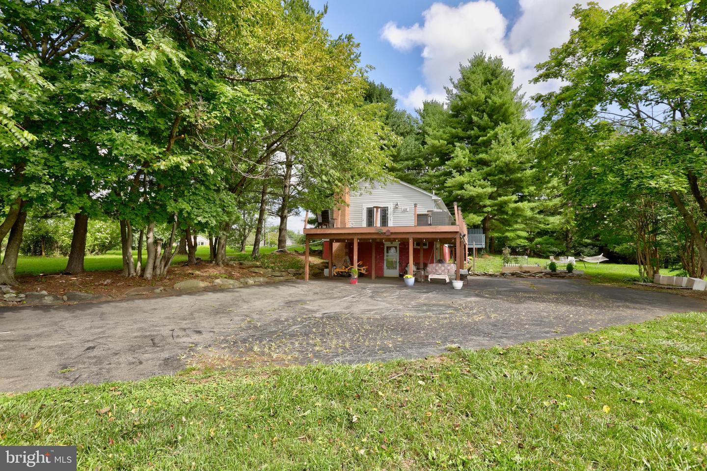 11940 HARPERS FERRY RD, HILLSBORO, Virginia 20132, 4 Bedrooms Bedrooms, ,3 BathroomsBathrooms,Residential,For sale,11940 HARPERS FERRY RD,VALO2078306 MLS # VALO2078306