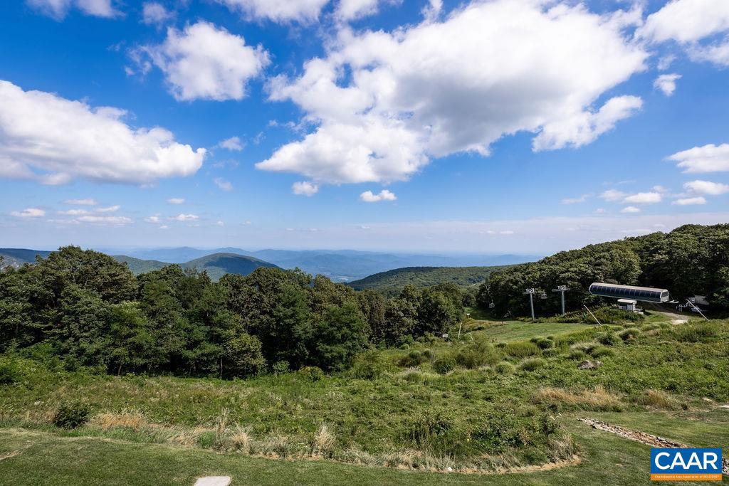 1441 HIGHLANDS CONDOS, WINTERGREEN RESORT, Virginia 22967, 2 Bedrooms Bedrooms, ,2 BathroomsBathrooms,Residential,For sale,1441 HIGHLANDS CONDOS,656327 MLS # 656327