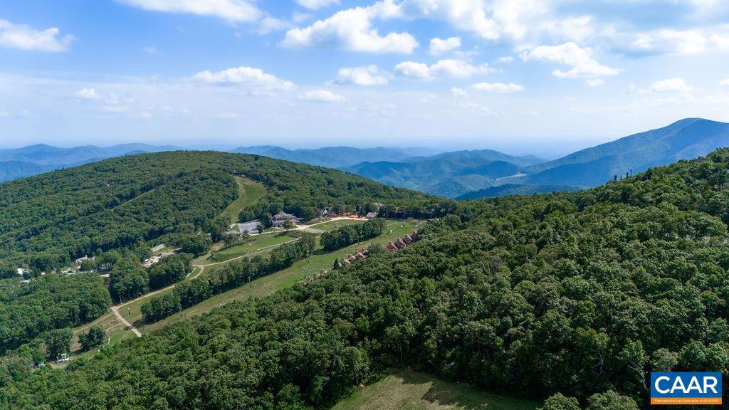 1441 HIGHLANDS CONDOS, WINTERGREEN RESORT, Virginia 22967, 2 Bedrooms Bedrooms, ,2 BathroomsBathrooms,Residential,For sale,1441 HIGHLANDS CONDOS,656327 MLS # 656327