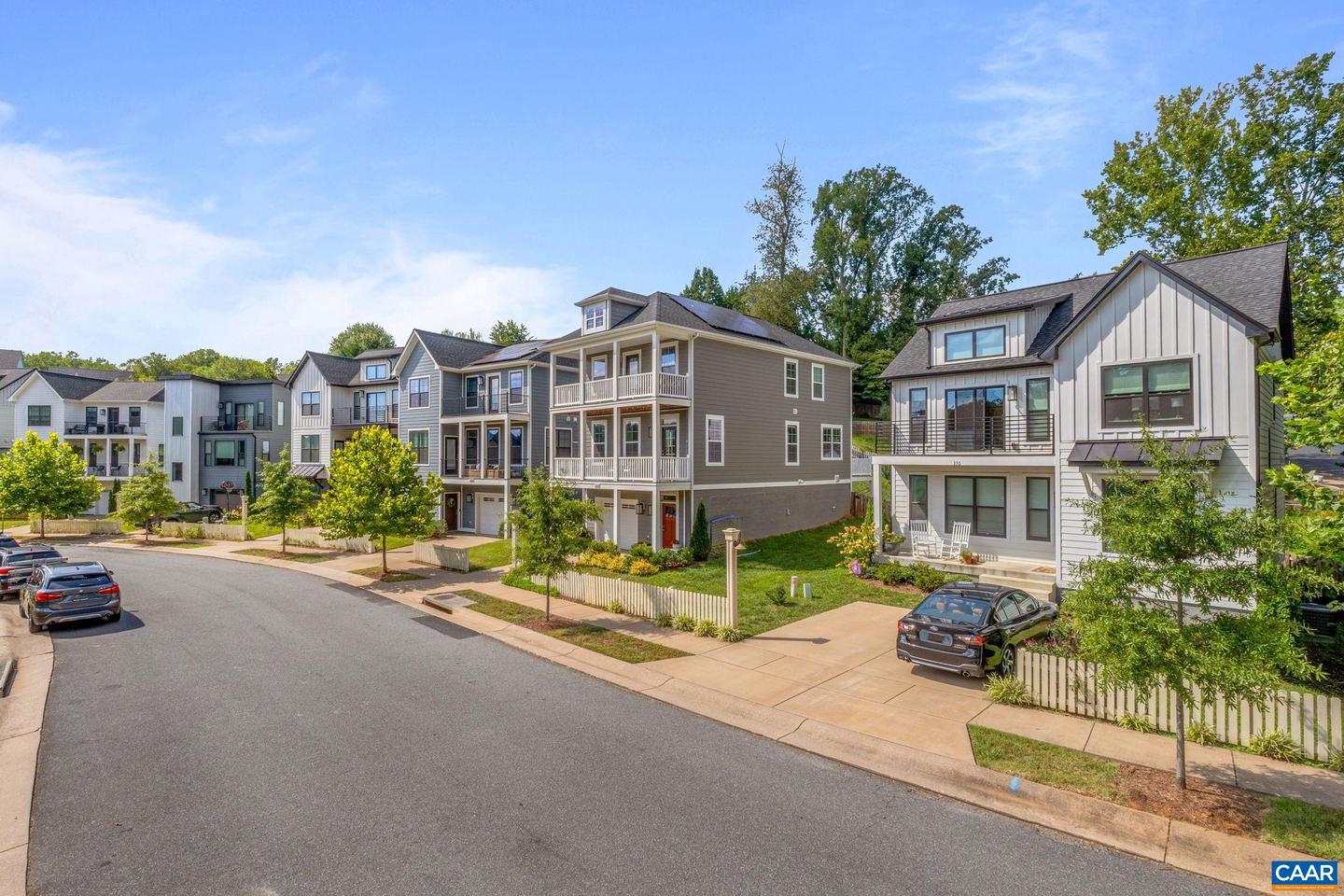 328 HUNTLEY AVE, CHARLOTTESVILLE, Virginia 22902, 3 Bedrooms Bedrooms, ,2 BathroomsBathrooms,Residential,For sale,328 HUNTLEY AVE,656341 MLS # 656341