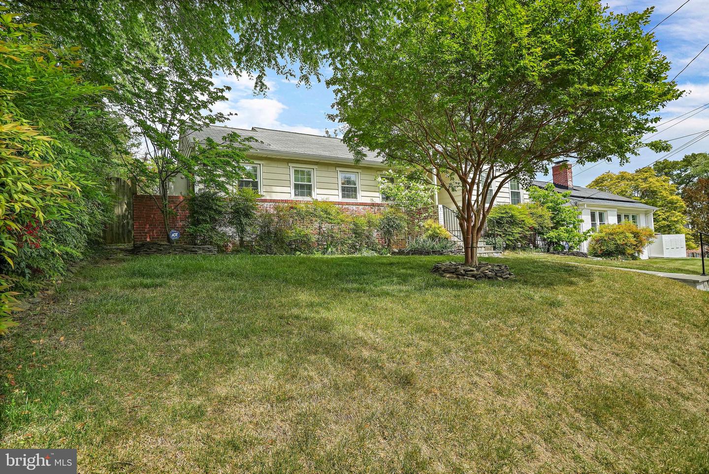 4219 8TH ST S, ARLINGTON, Virginia 22204, 3 Bedrooms Bedrooms, ,1 BathroomBathrooms,Residential,For sale,4219 8TH ST S,VAAR2047982 MLS # VAAR2047982