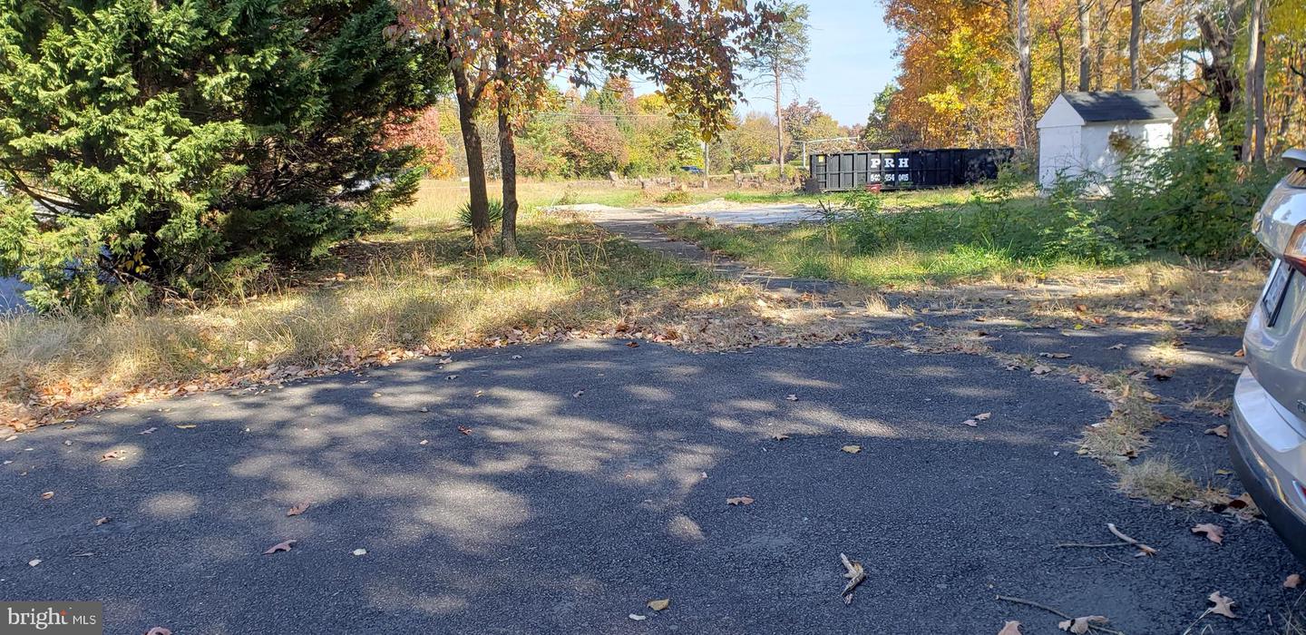 20576 ASHBURN RD, ASHBURN, Virginia 20147, ,Land,For sale,20576 ASHBURN RD,VALO2079016 MLS # VALO2079016