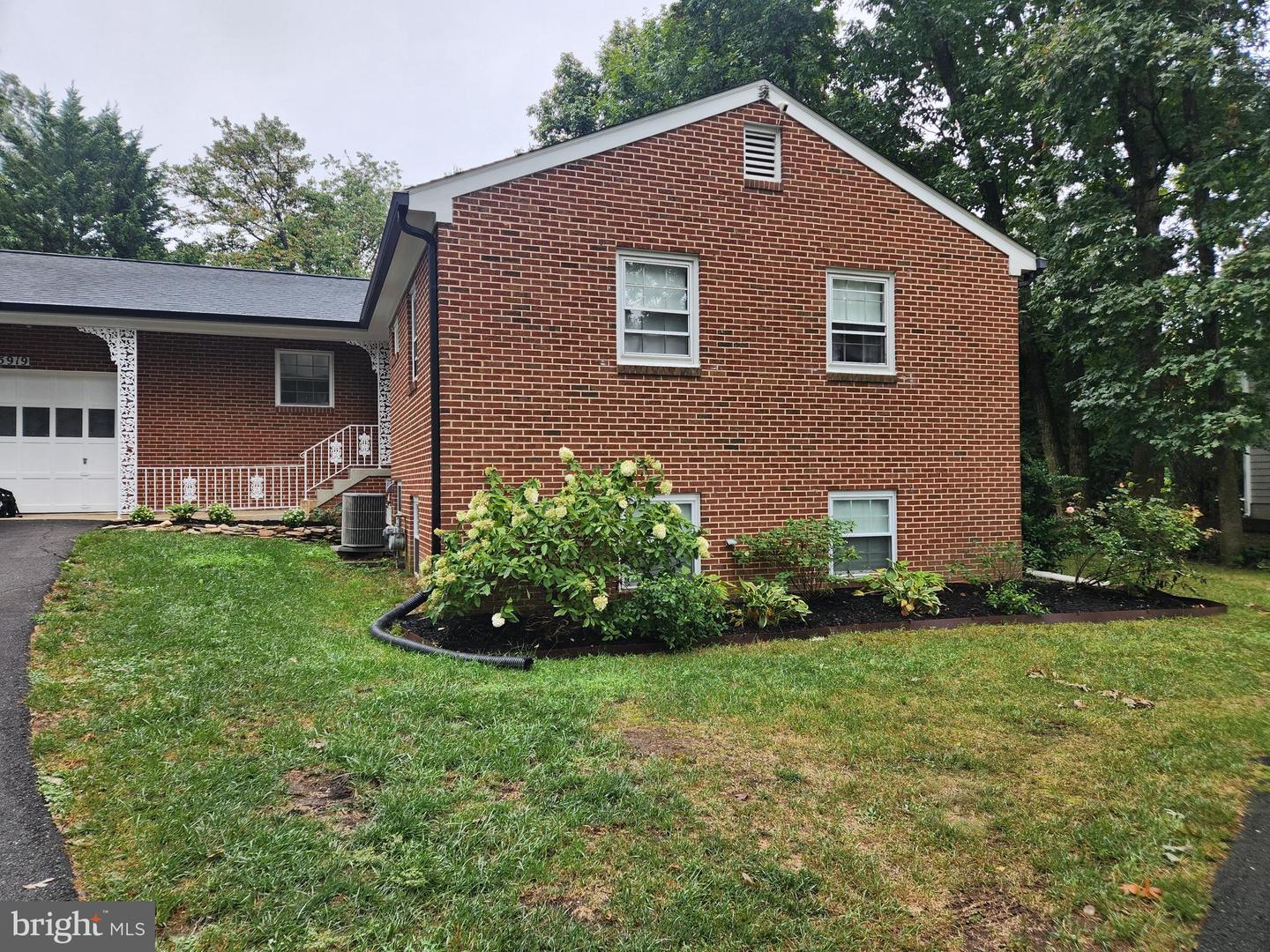 5919 OLD ROLLING RD, ALEXANDRIA, Virginia 22310, 5 Bedrooms Bedrooms, ,3 BathroomsBathrooms,Residential,For sale,5919 OLD ROLLING RD,VAFX2199520 MLS # VAFX2199520