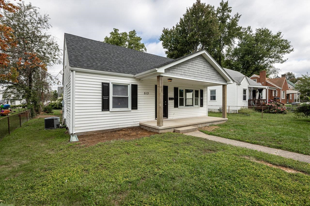 513 KING AVE, WAYNESBORO, Virginia 22980, 3 Bedrooms Bedrooms, ,2 BathroomsBathrooms,Residential,513 KING AVE,656442 MLS # 656442