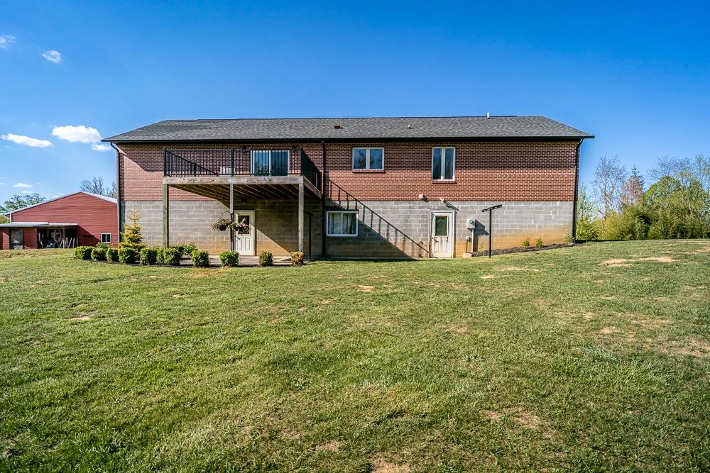 347 ENTERPRISE RD, CHURCHVILLE, Virginia 24421, 7 Bedrooms Bedrooms, ,4 BathroomsBathrooms,Residential,347 ENTERPRISE RD,656465 MLS # 656465