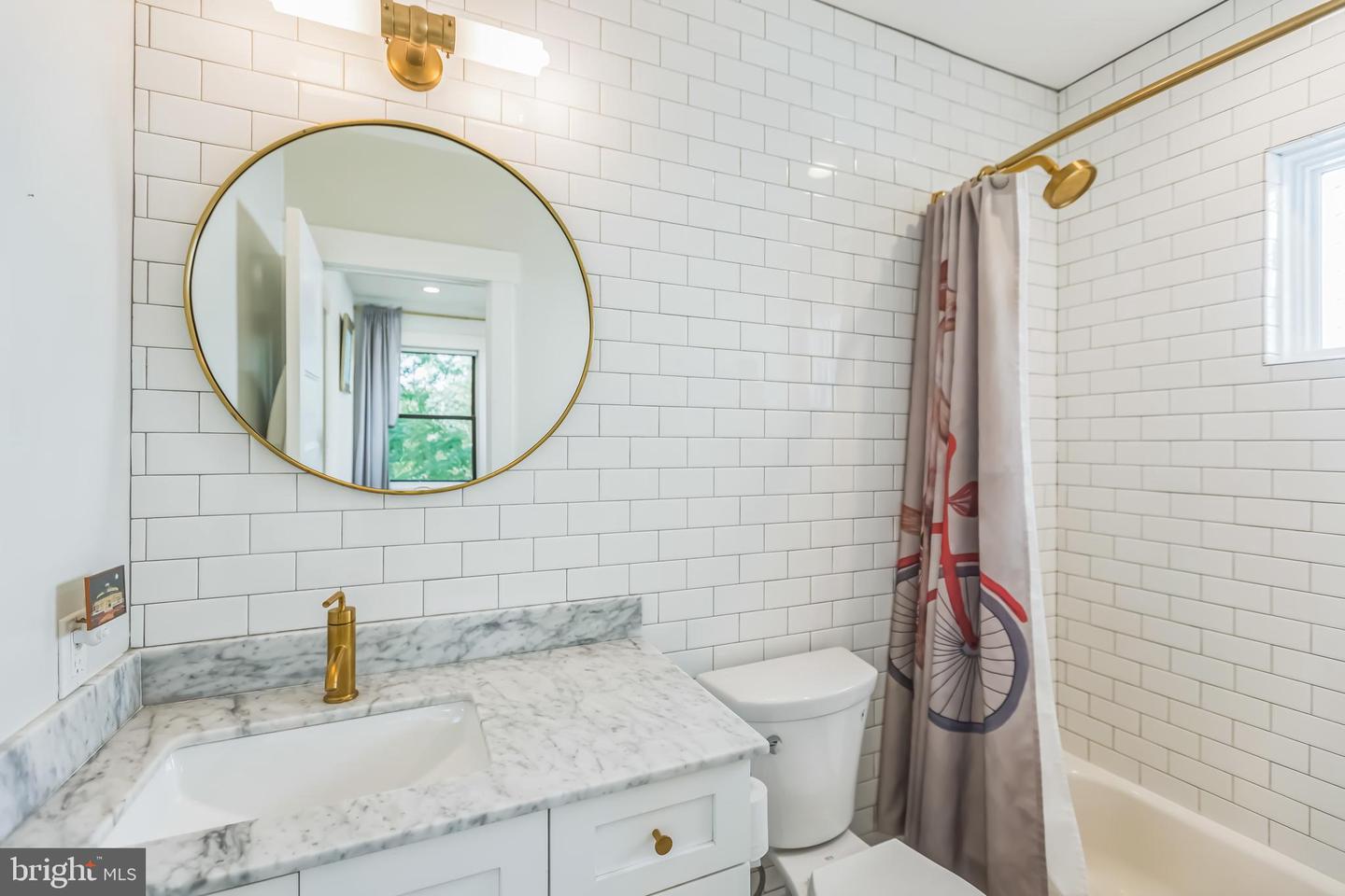 3645 WARDER ST NW #2, WASHINGTON, District Of Columbia 20010, 3 Bedrooms Bedrooms, ,2 BathroomsBathrooms,Residential,For sale,3645 WARDER ST NW #2,DCDC2155722 MLS # DCDC2155722