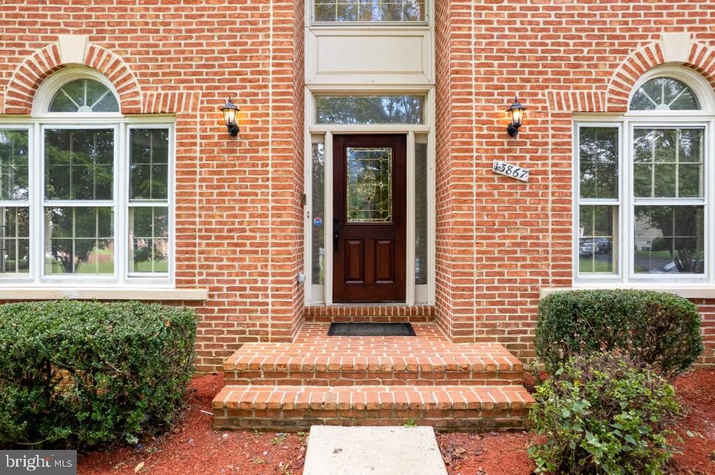 13867 ANDORRA DR, WOODBRIDGE, Virginia 22193, 5 Bedrooms Bedrooms, ,4 BathroomsBathrooms,Residential,For sale,13867 ANDORRA DR,VAPW2078574 MLS # VAPW2078574