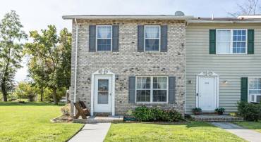 208 FREETON CT, STEPHENS CITY, Virginia 22655, 2 Bedrooms Bedrooms, ,1 BathroomBathrooms,Residential,For sale,208 FREETON CT,VAFV2021268 MLS # VAFV2021268