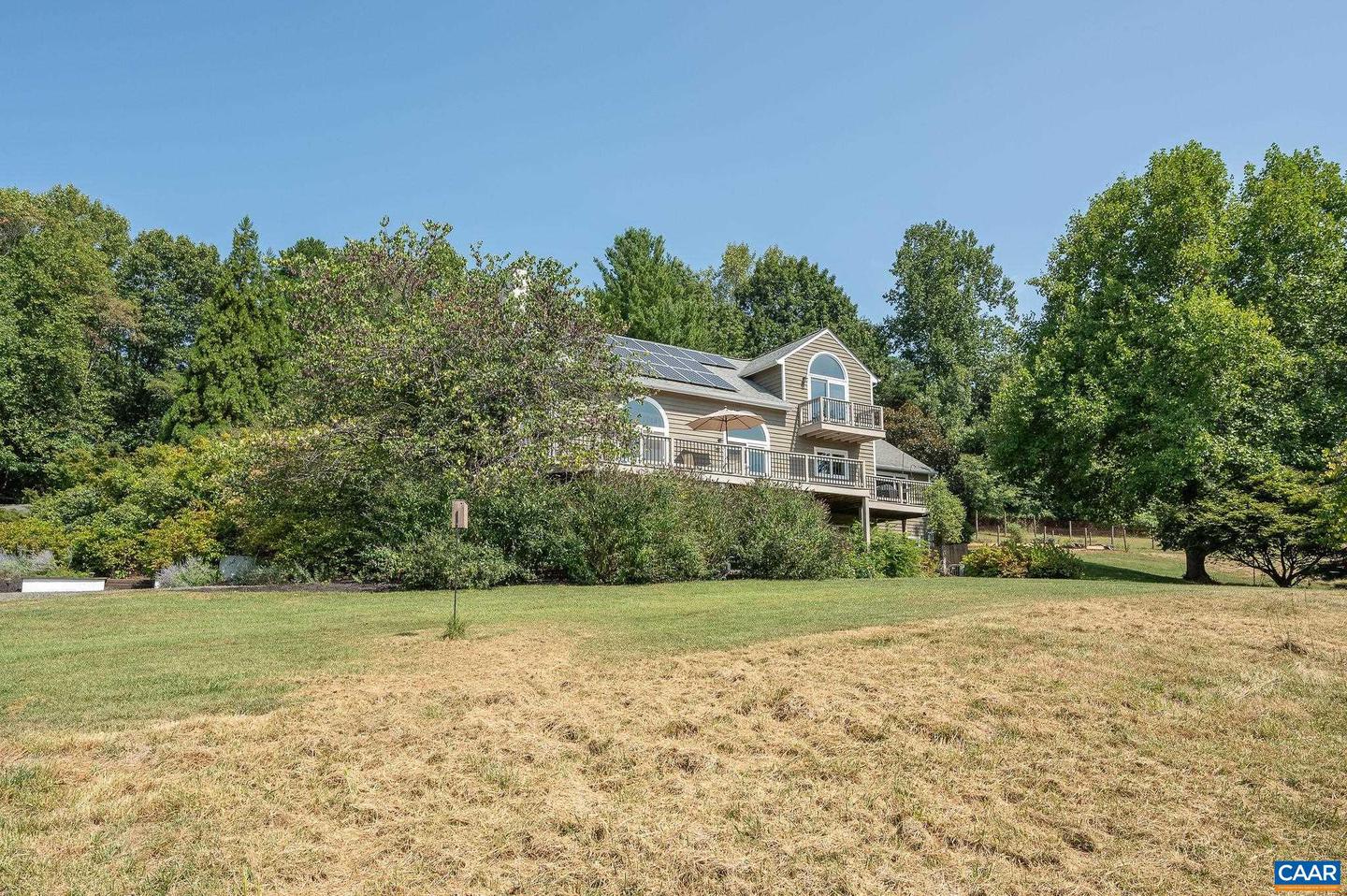 888 WOLF TRAP RD, CHARLOTTESVILLE, Virginia 22911, 4 Bedrooms Bedrooms, ,4 BathroomsBathrooms,Residential,For sale,888 WOLF TRAP RD,656476 MLS # 656476