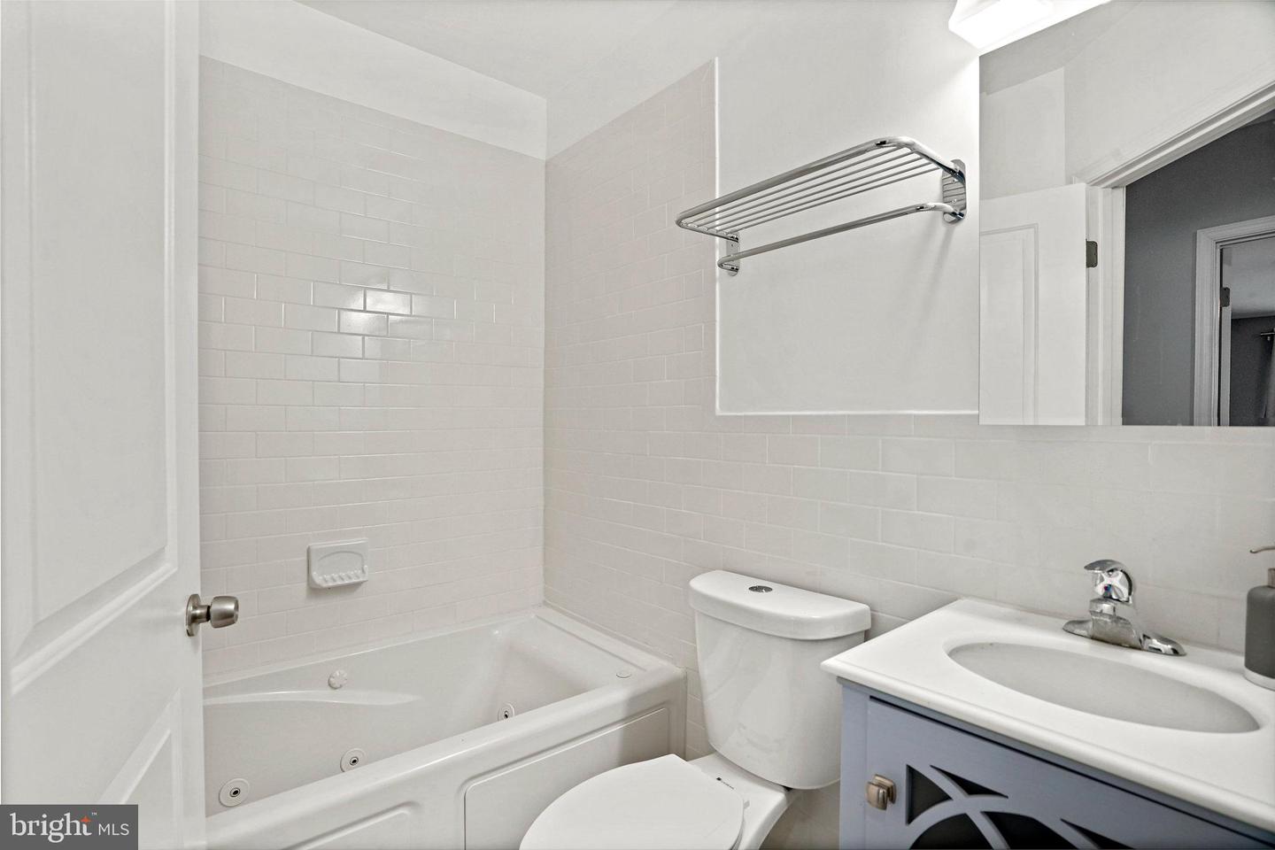 5727 9TH ST NW, WASHINGTON, District Of Columbia 20011, 4 Bedrooms Bedrooms, ,3 BathroomsBathrooms,Residential,For sale,5727 9TH ST NW,DCDC2156364 MLS # DCDC2156364