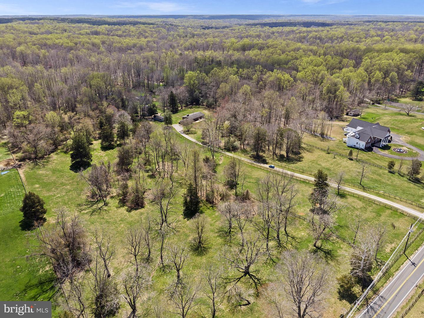 11713 CHAPEL ROAD, CLIFTON, Virginia 20124, 3 Bedrooms Bedrooms, ,2 BathroomsBathrooms,Residential,For sale,11713 CHAPEL ROAD,VAFX2199048 MLS # VAFX2199048