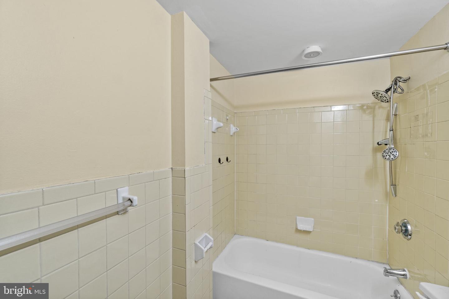 1440 W ST NW #206, WASHINGTON, District Of Columbia 20009, 1 Bedroom Bedrooms, ,1 BathroomBathrooms,Residential,For sale,1440 W ST NW #206,DCDC2157686 MLS # DCDC2157686