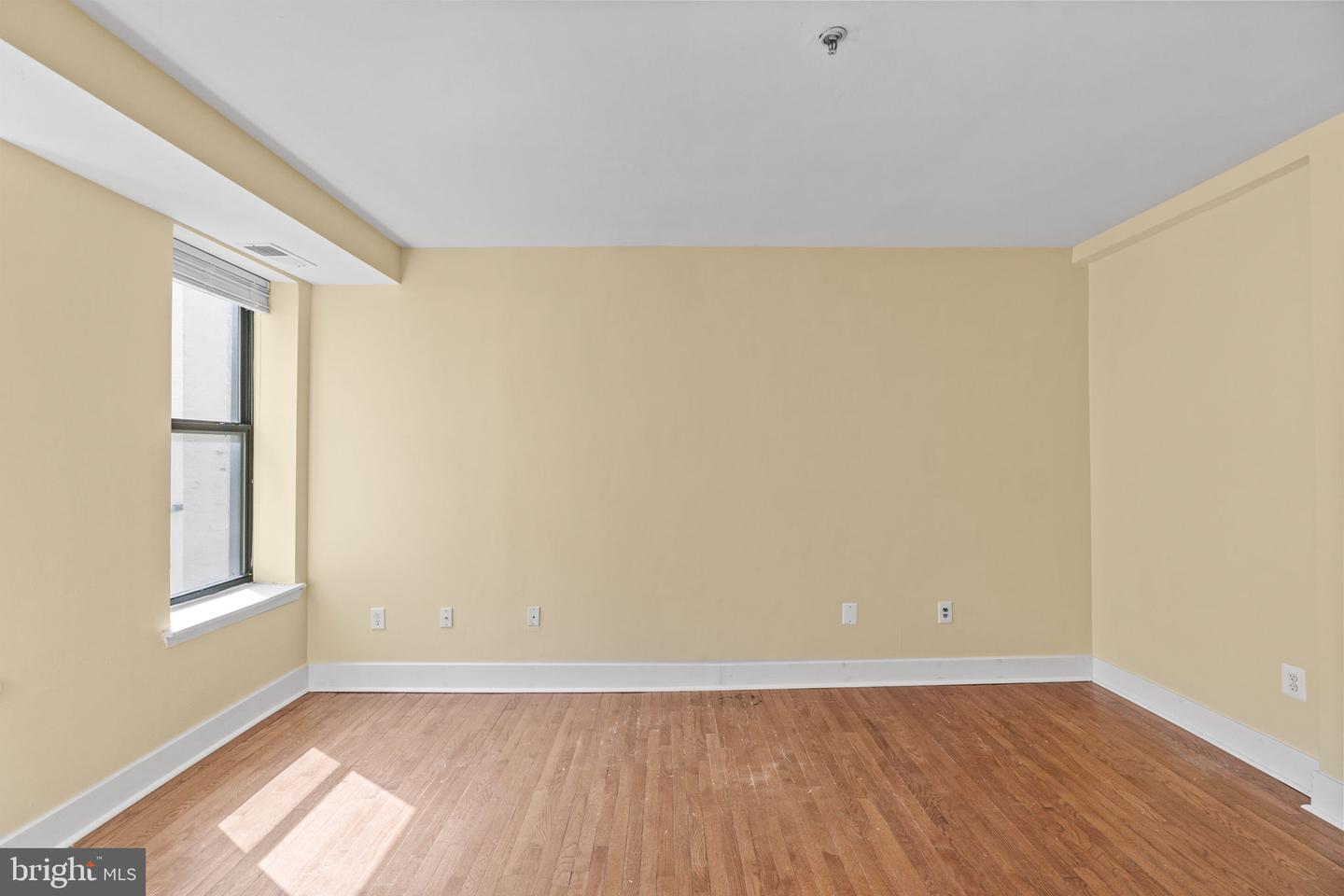 1440 W ST NW #206, WASHINGTON, District Of Columbia 20009, 1 Bedroom Bedrooms, ,1 BathroomBathrooms,Residential,For sale,1440 W ST NW #206,DCDC2157686 MLS # DCDC2157686