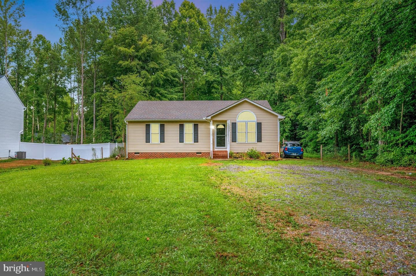 12075 LONGLEAF RD, RUTHER GLEN, Virginia 22546, 3 Bedrooms Bedrooms, ,2 BathroomsBathrooms,Residential,For sale,12075 LONGLEAF RD,VACV2006640 MLS # VACV2006640