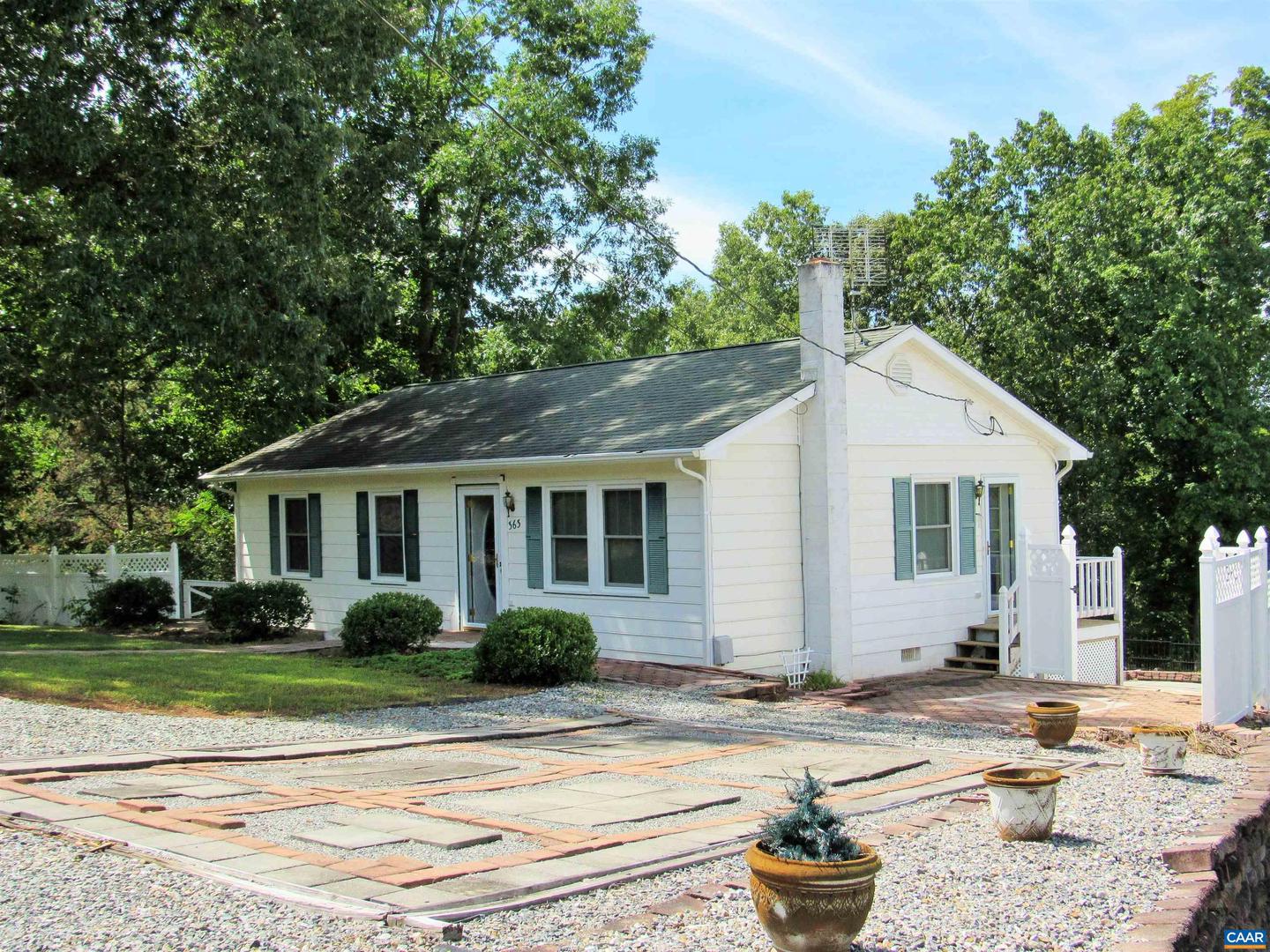 363 VILLAGE RD, SHIPMAN, Virginia 22971, 2 Bedrooms Bedrooms, ,1 BathroomBathrooms,Residential,For sale,363 VILLAGE RD,656538 MLS # 656538