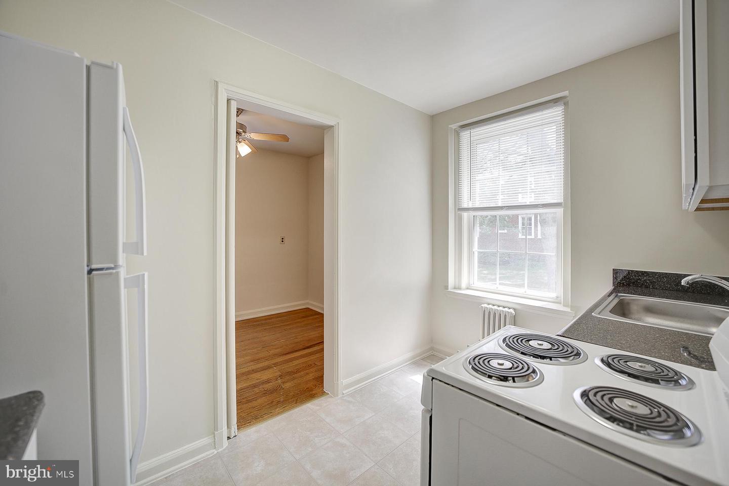 2712 TERRACE RD SE #B609, WASHINGTON, District Of Columbia 20020, 1 Bedroom Bedrooms, ,1 BathroomBathrooms,Residential,For sale,2712 TERRACE RD SE #B609,DCDC2157818 MLS # DCDC2157818