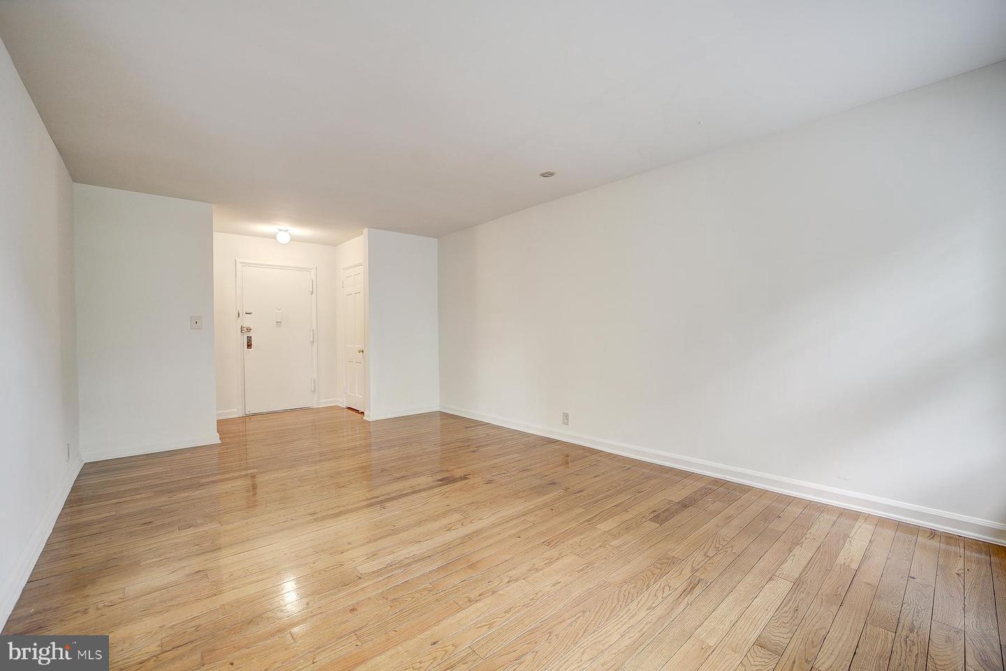 2712 TERRACE RD SE #B609, WASHINGTON, District Of Columbia 20020, 1 Bedroom Bedrooms, ,1 BathroomBathrooms,Residential,For sale,2712 TERRACE RD SE #B609,DCDC2157818 MLS # DCDC2157818