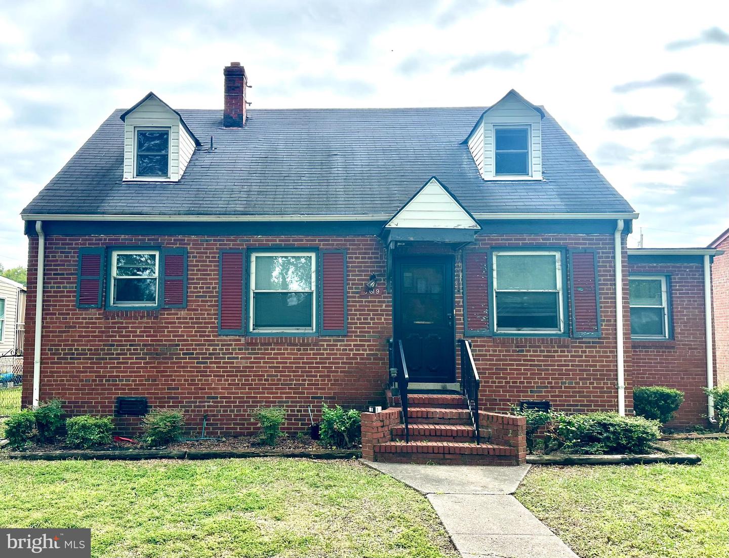 3619 EDGEWOOD AVE, RICHMOND, Virginia 23222, 3 Bedrooms Bedrooms, ,1 BathroomBathrooms,Residential,For sale,3619 EDGEWOOD AVE,VARC2000542 MLS # VARC2000542