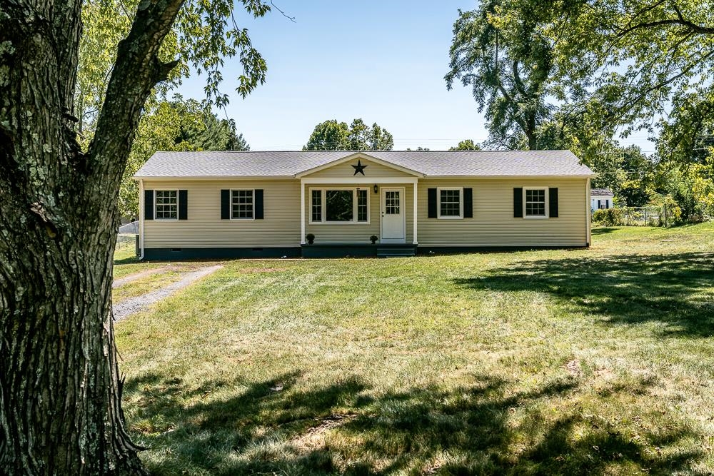 440 DRY BRANCH RD, CHURCHVILLE, Virginia 24421, 4 Bedrooms Bedrooms, ,2 BathroomsBathrooms,Residential,440 DRY BRANCH RD,656603 MLS # 656603