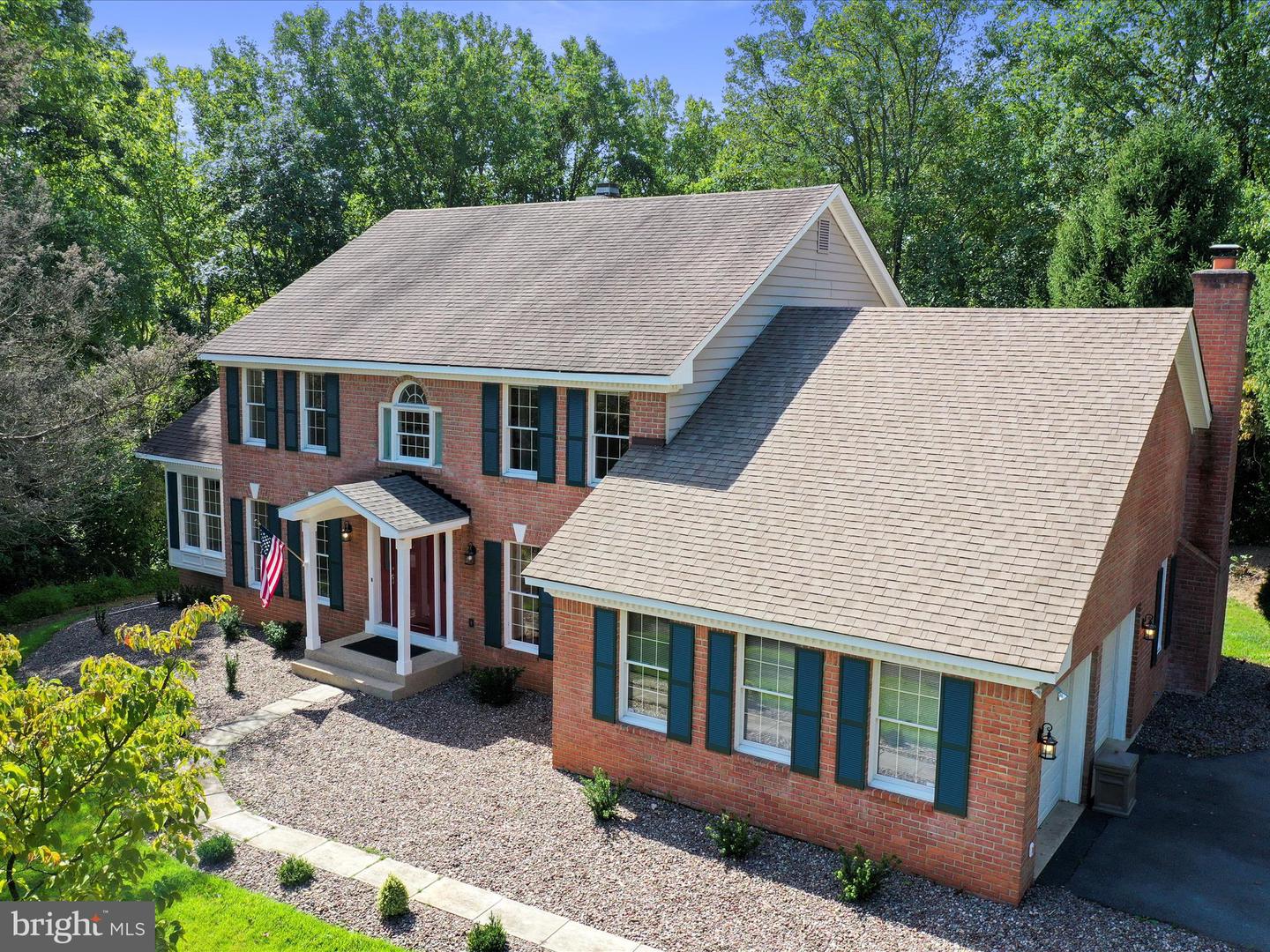 1350 HUNTER MILL RD, VIENNA, Virginia 22182, 5 Bedrooms Bedrooms, ,3 BathroomsBathrooms,Residential,For sale,1350 HUNTER MILL RD,VAFX2198486 MLS # VAFX2198486